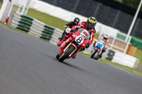 Vintage-motorcycle-club;eventdigitalimages;mallory-park;mallory-park-trackday-photographs;no-limits-trackdays;peter-wileman-photography;trackday-digital-images;trackday-photos;vmcc-festival-1000-bikes-photographs